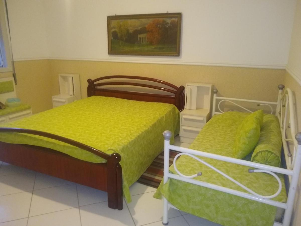 Apto Enorme Pe Na Areia, Vista Linda C/ Academia E Sauna Guaruja Ngoại thất bức ảnh